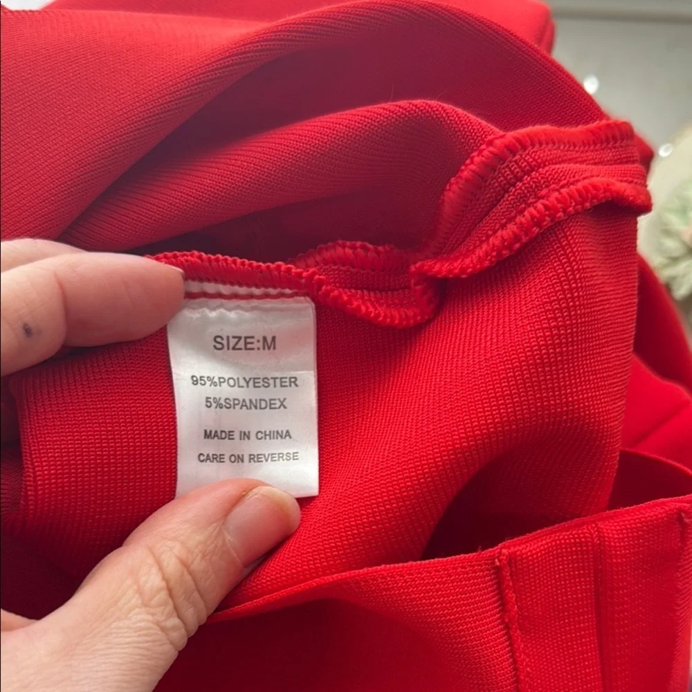 Red Asymmetrical Backless Bodycon Dress - Picture 6 of 6